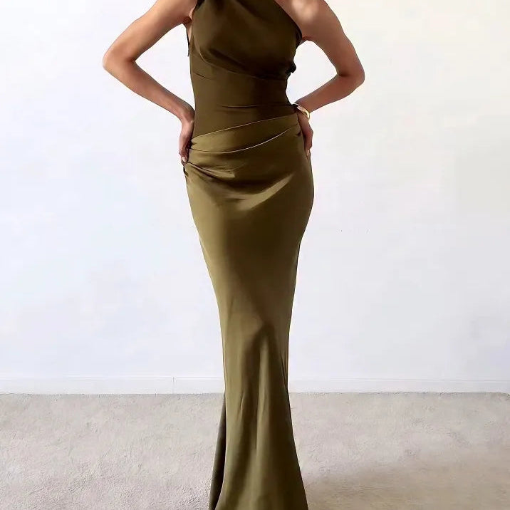 Maxi Dress | Sophisticated one-shoulder pleated design