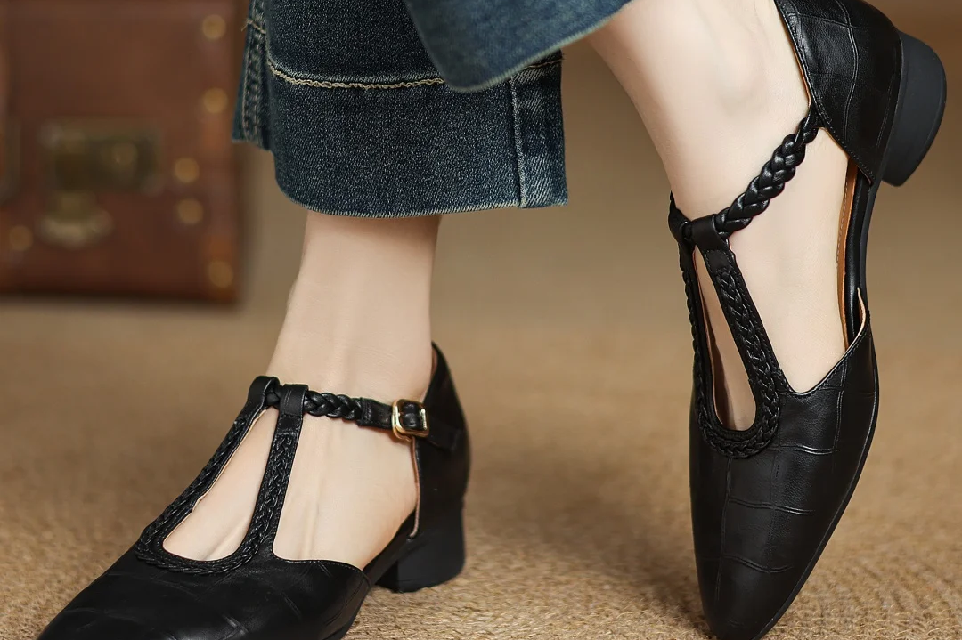 Women's Leather T-Strap Mary Jane Flats | Pointed Toe Ballet Flats