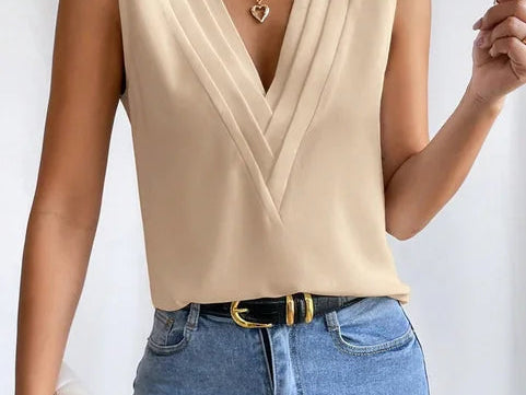 Blouse | Elegant Sleeveless Summer Top | Flattering | Versatile Design 2