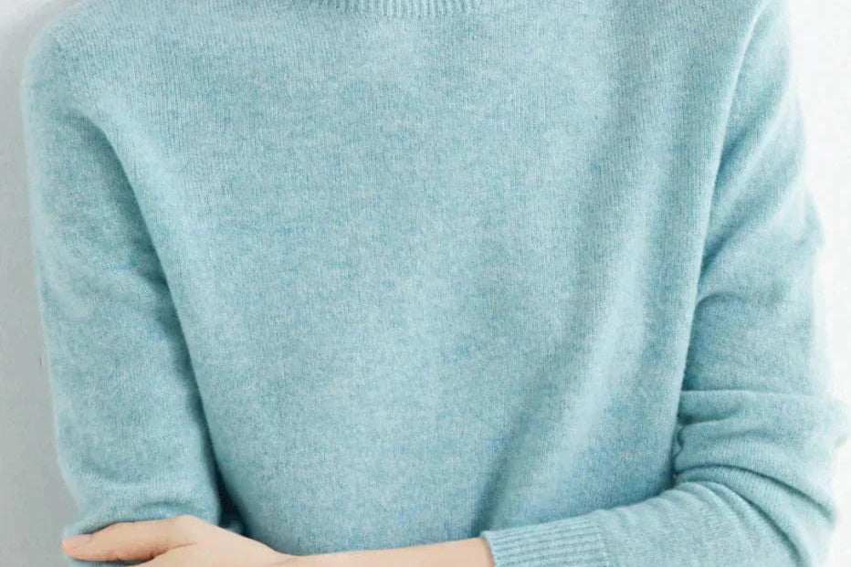 Mariana - Women's Cashmere-Blend Crew Neck Sweater