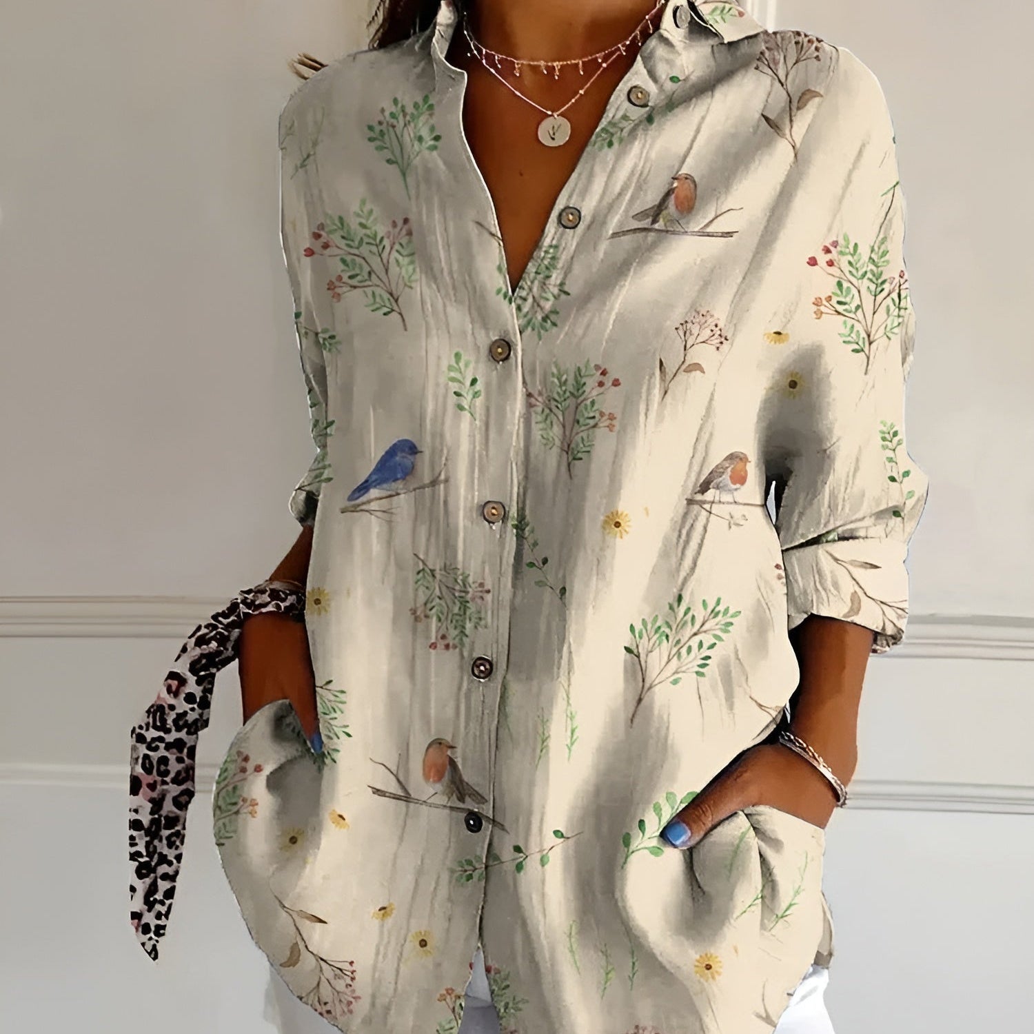 Elegant Everyday Blouse with Breathable Fabric & Fluid Fit for All-Day Comfort 4