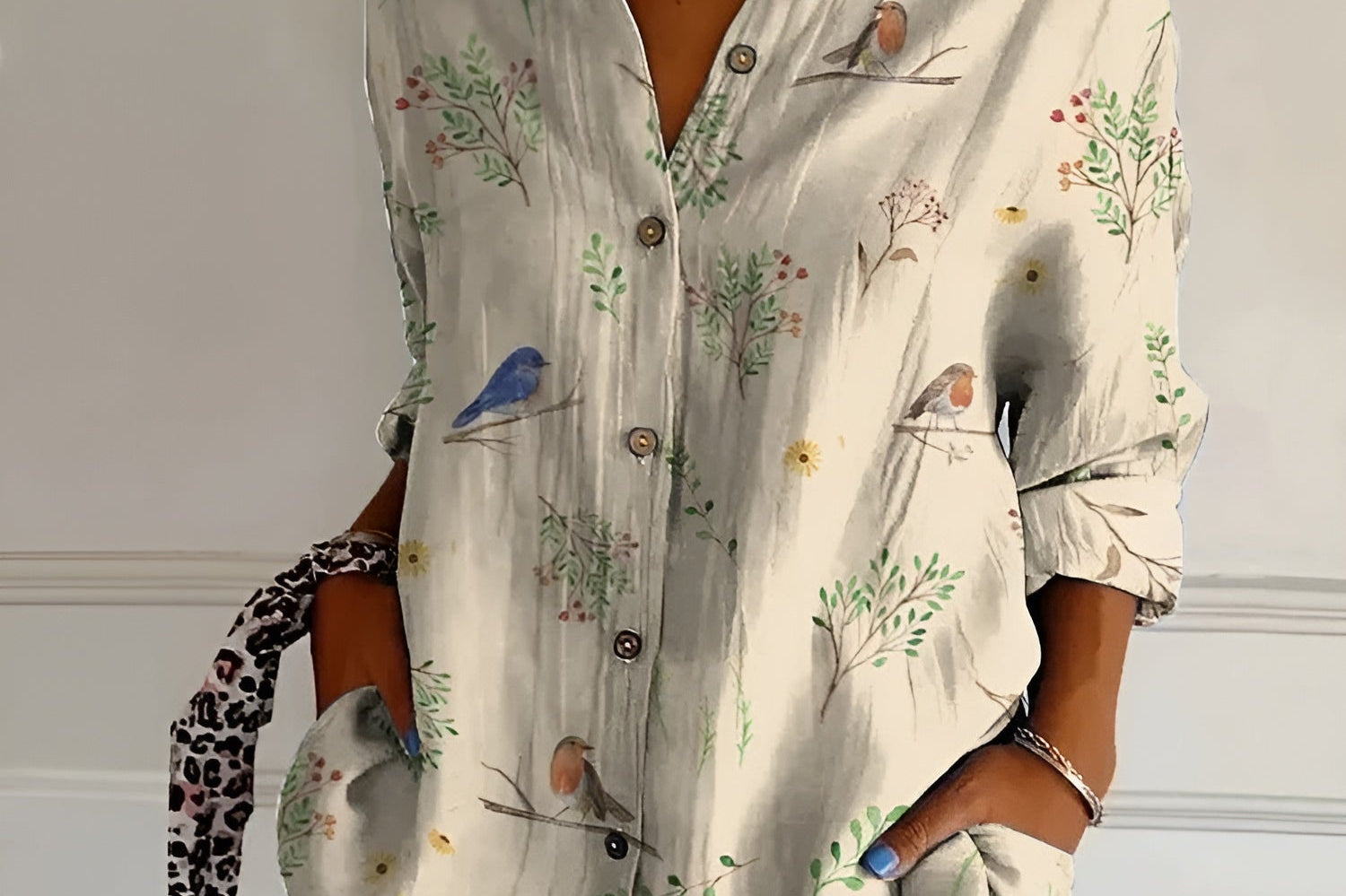 Elegant Everyday Blouse with Breathable Fabric & Fluid Fit for All-Day Comfort 4