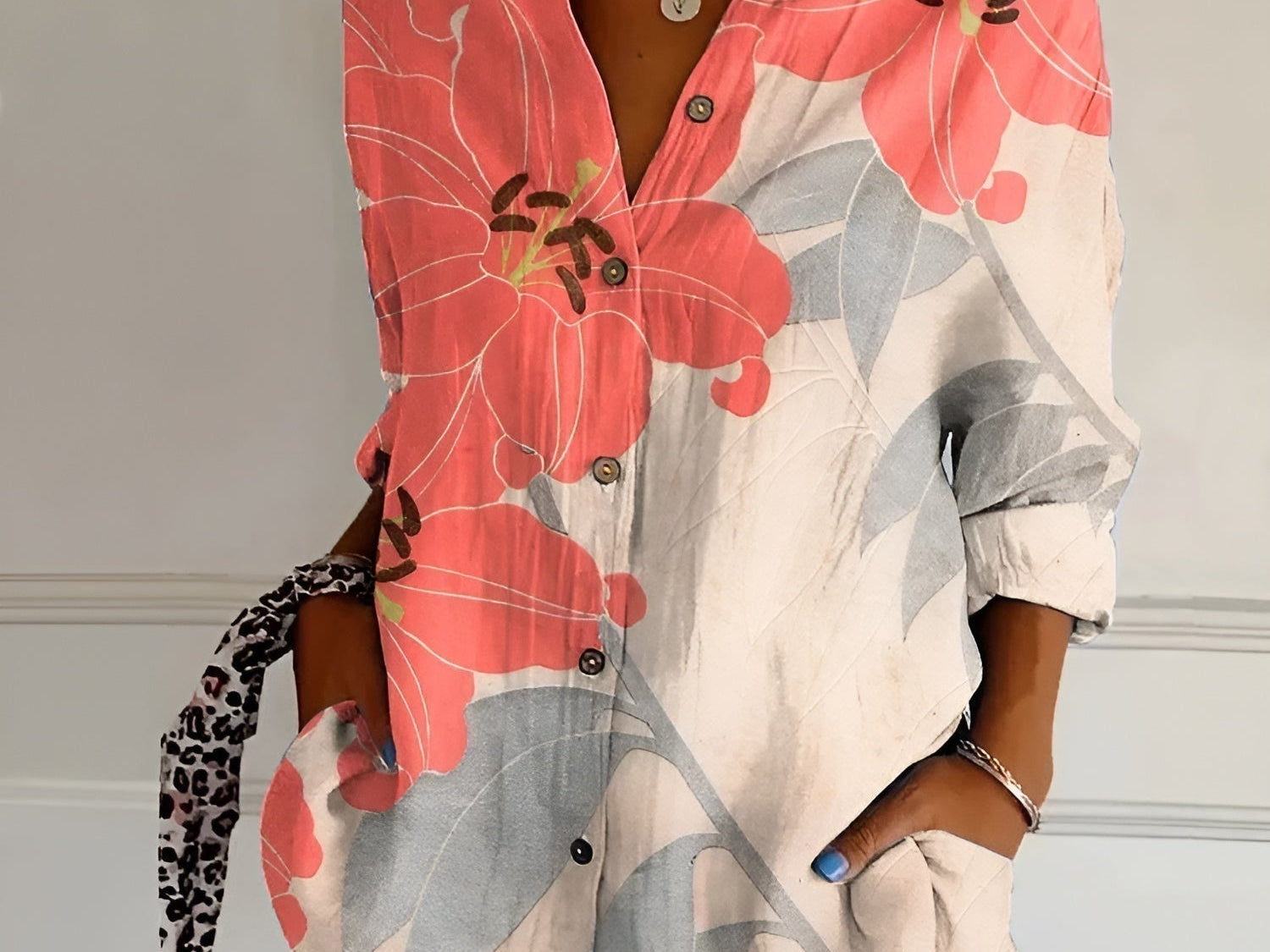Elegant Everyday Blouse with Breathable Fabric & Fluid Fit for All-Day Comfort 6