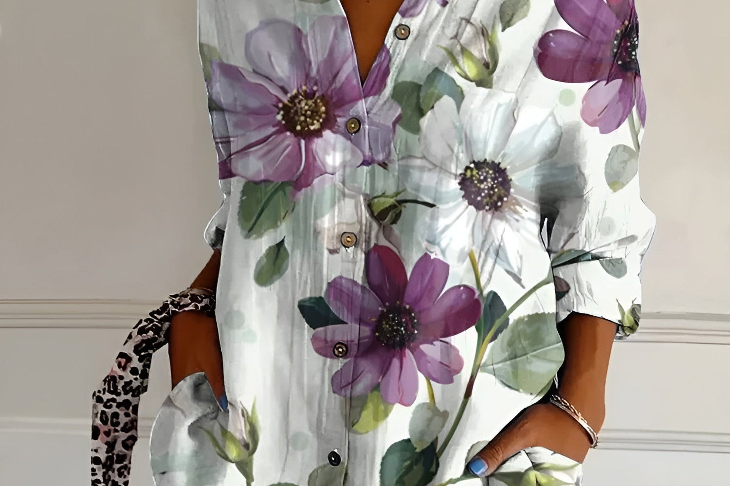 Elegant Everyday Blouse with Breathable Fabric & Fluid Fit for All-Day Comfort 7
