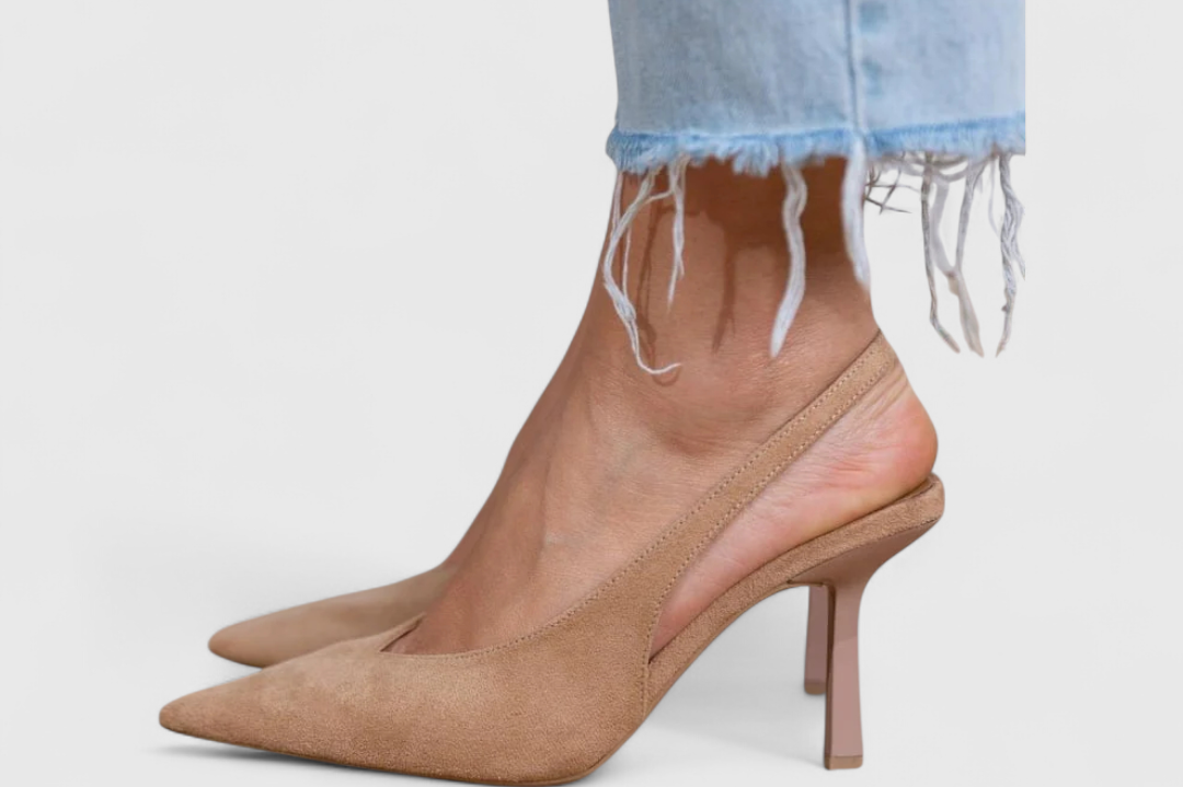 Elegant Orthopedic Pumps | Tapered Toe with Leopard Pattern | Stylish Comfort for Any Occasion 0
