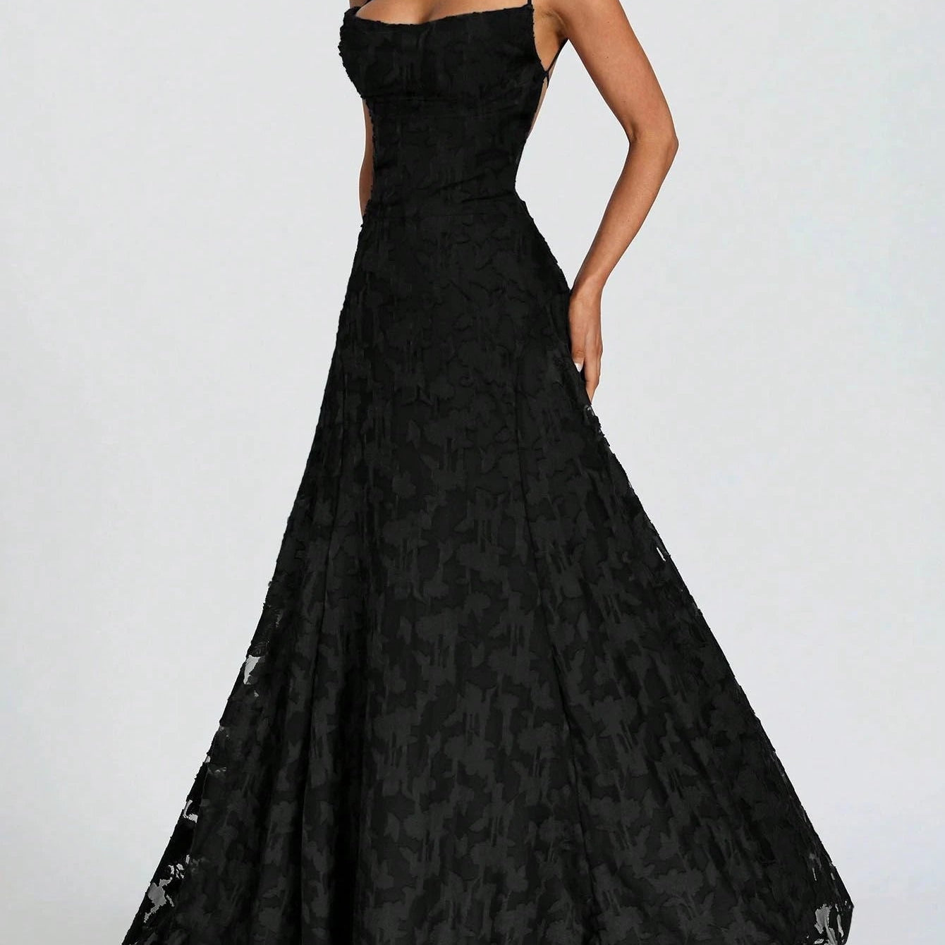 Women's Lace Column Maxi Dress | Elegant Figure-Hugging Evening Gown