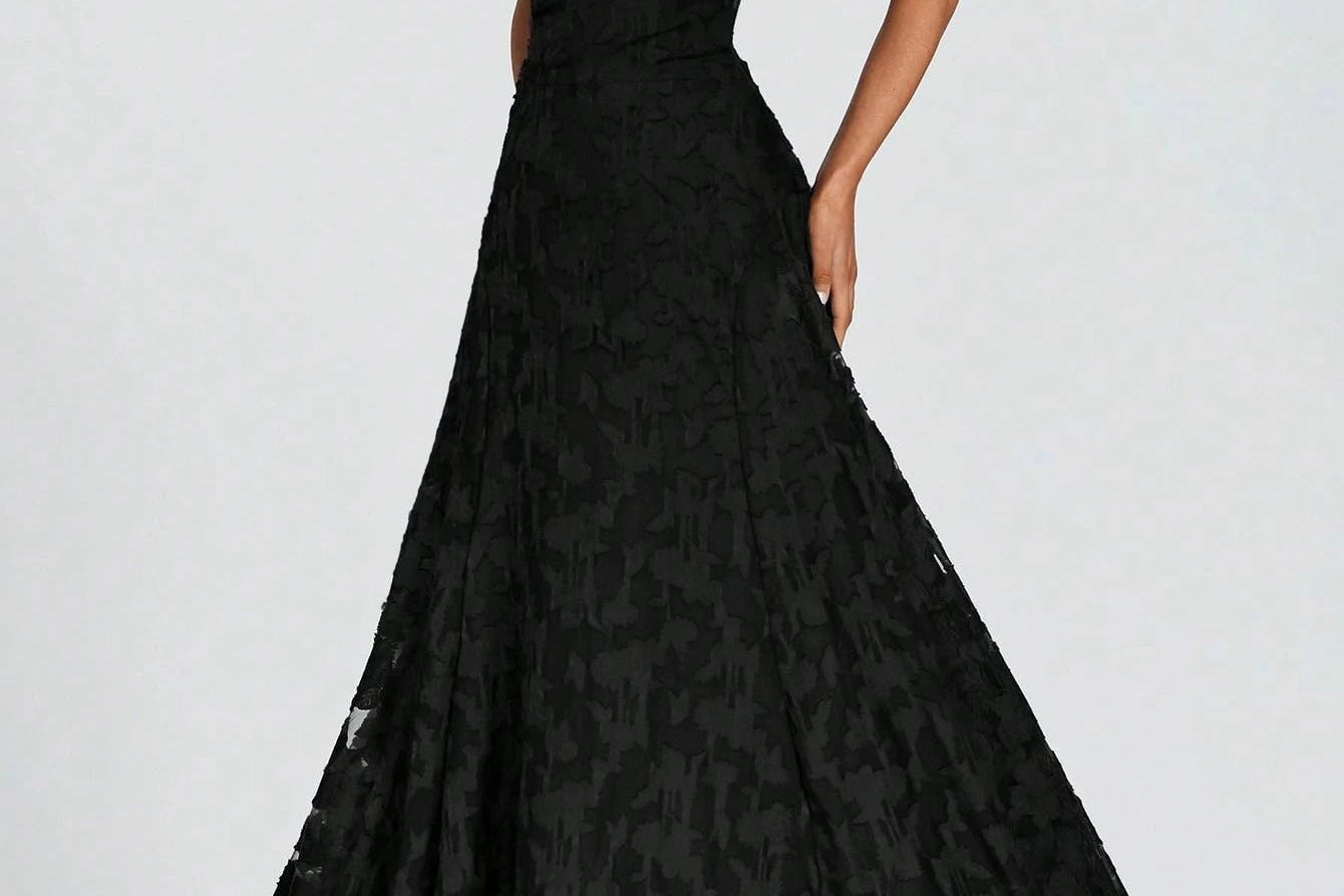 Women's Lace Column Maxi Dress | Elegant Figure-Hugging Evening Gown