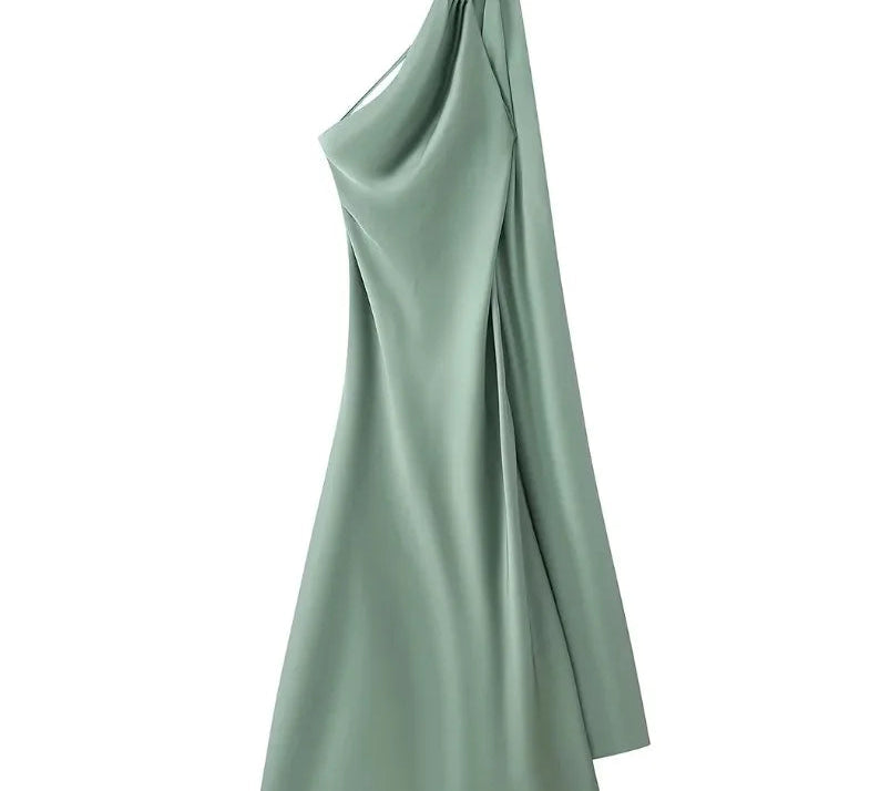 Evening Gowns | Elegant Halter Neck Maxi Dress with Open Back 9