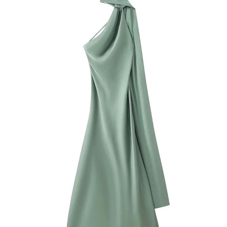 Evening Gowns | Elegant Halter Neck Maxi Dress with Open Back 9