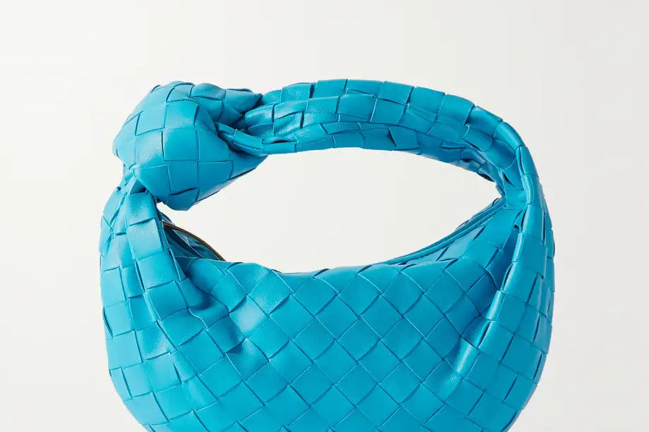 Handbag | Elegant Everyday Accessory | Timeless Functional Design 11