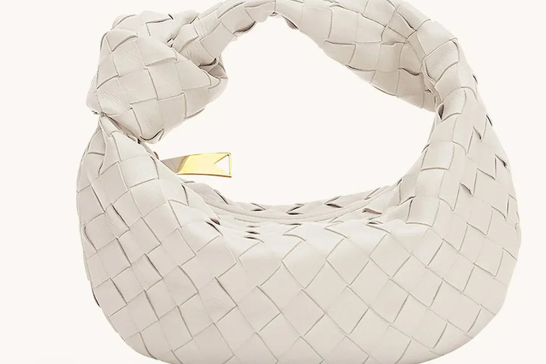Handbag | Elegant Everyday Accessory | Timeless Functional Design 6