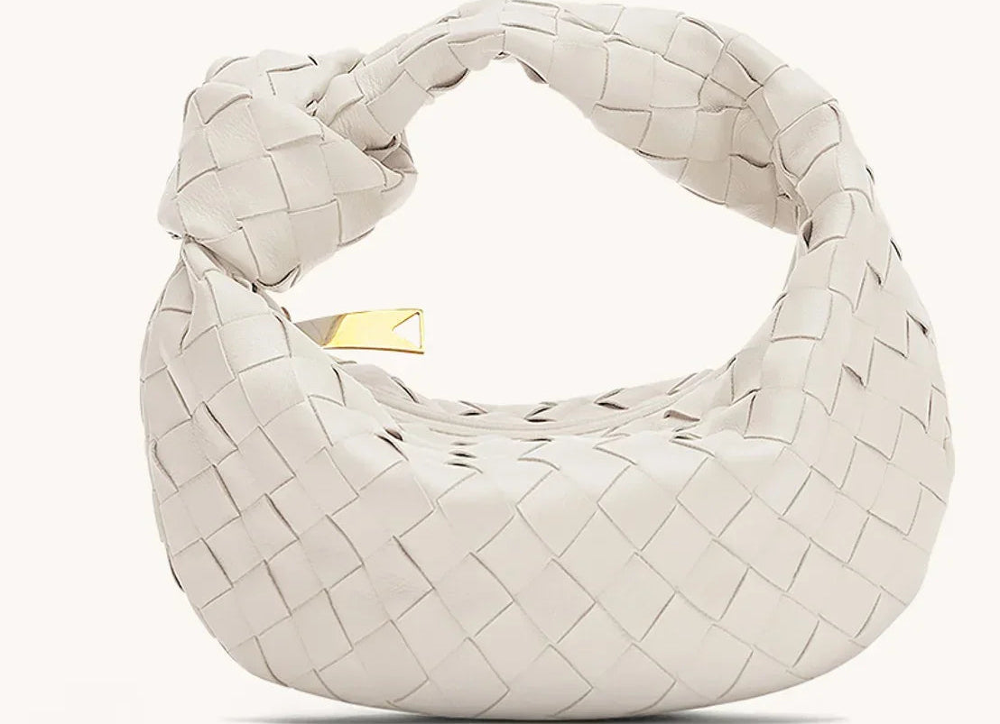 Handbag | Elegant Everyday Accessory | Timeless Functional Design 6