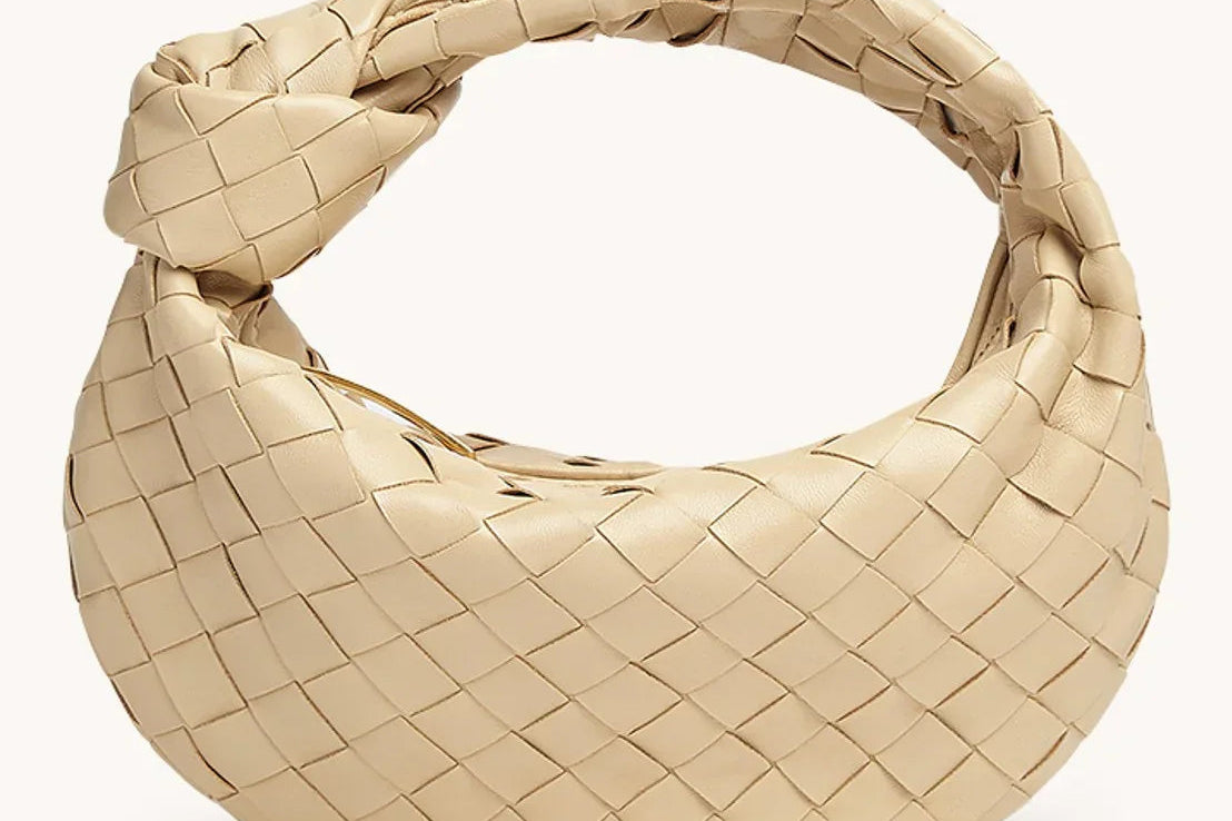 Handbag | Elegant Everyday Accessory | Timeless Functional Design 8
