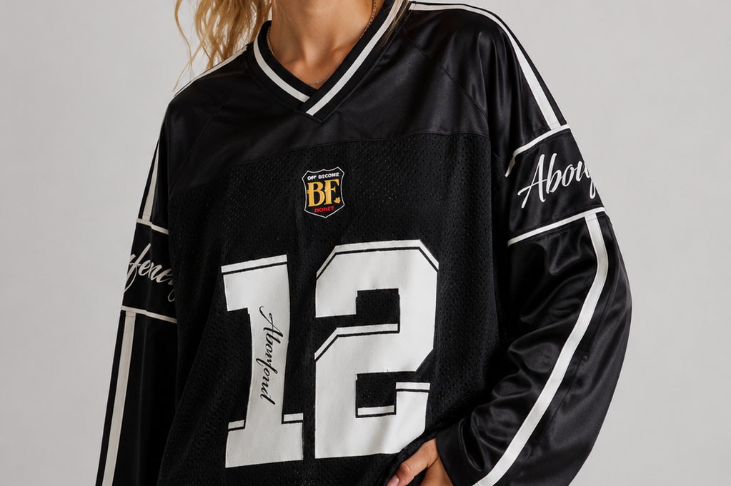 Jersey Top | Oversized Sporty Long Sleeve V-Neck with Trendy Print 4