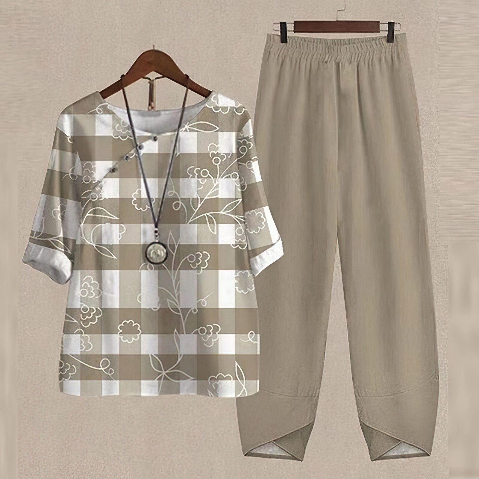 Loungewear | Printed Two Piece Set | Relaxed Summer Comfort 1