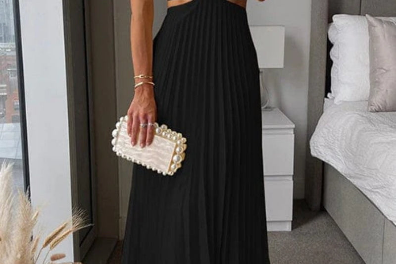 Midi Dress | Elegant Floral Midi Dress with Pleated Skirt and V-Neck 2