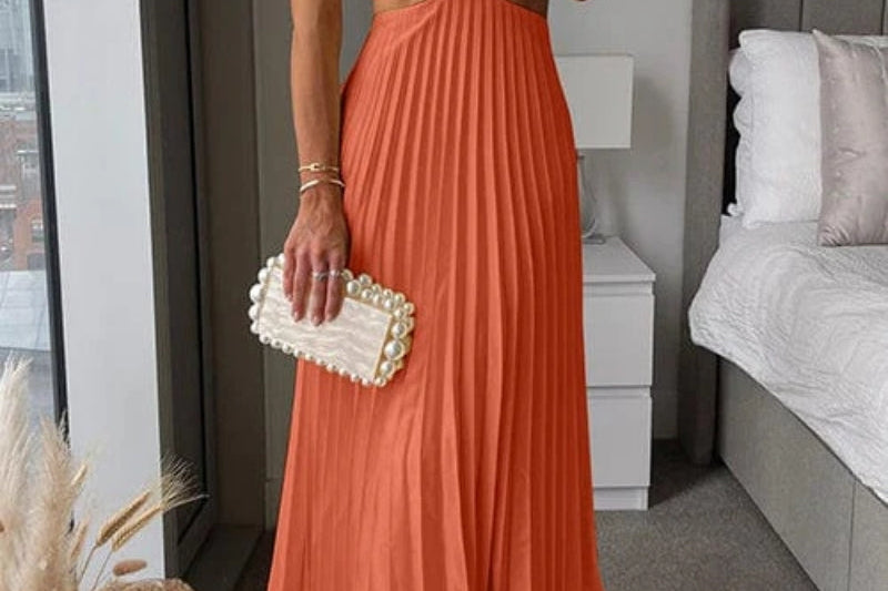 Midi Dress | Elegant Floral Midi Dress with Pleated Skirt and V-Neck 4