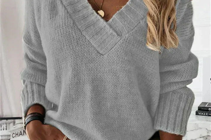 Melissa - Women's Merino Wool V-Neck Knit Pullover