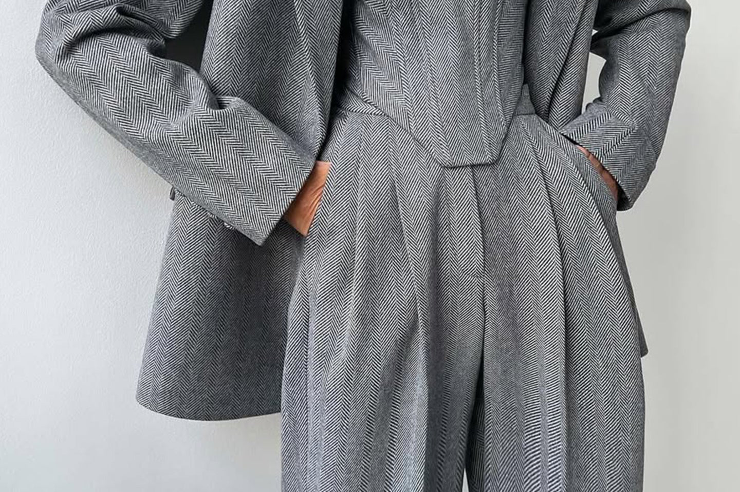 Suit | Herringbone Three-Piece Set | Elegant Structured Design for Professional Attire 2