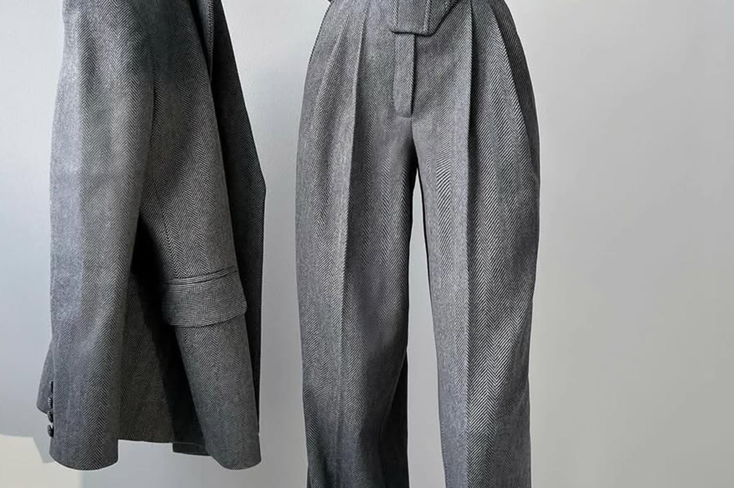 Suit | Herringbone Three-Piece Set | Elegant Structured Design for Professional Attire 7