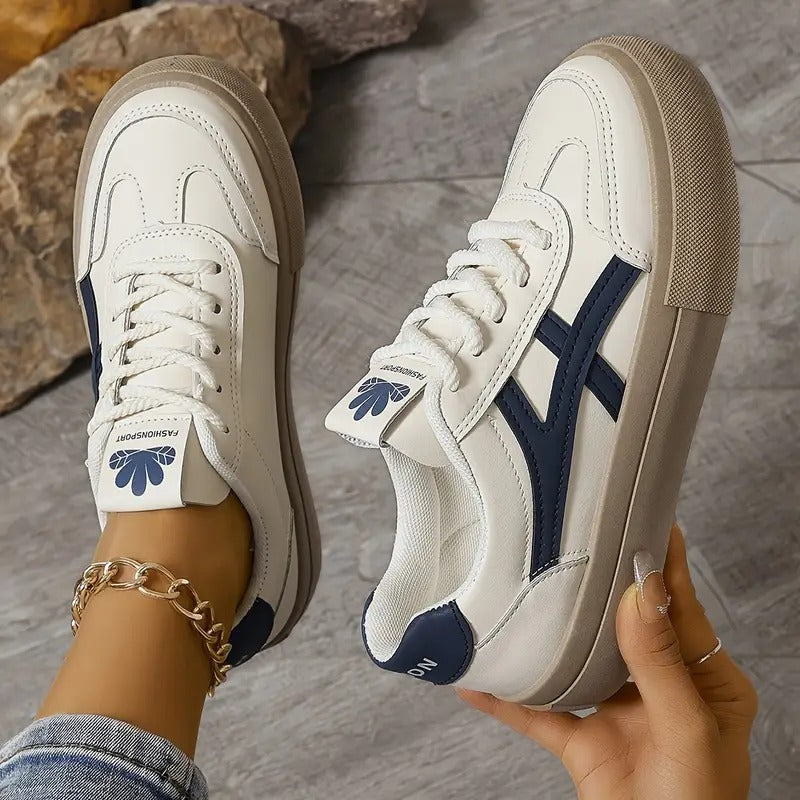 Ladies Retro Sneakers with Comfort Sole