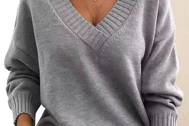Women's Merino Wool V-Neck Sweater | Fine-Knit Everyday Pullover