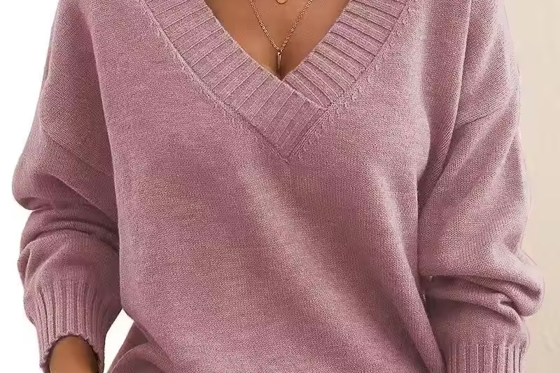 Women's Merino Wool V-Neck Sweater | Fine-Knit Everyday Pullover