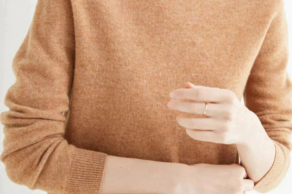 Mariana - Women's Cashmere-Blend Crew Neck Sweater