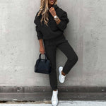 Beth - Women's Two-Piece Jogging Set with Tapered Joggers - Black