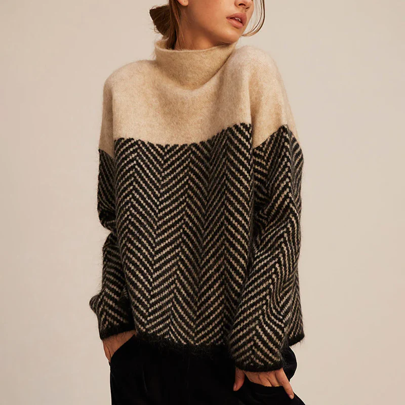 Caoimhe - Women's Soft Cashmere-Blend Turtleneck Sweater - Beige
