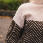 Caoimhe - Women's Soft Cashmere-Blend Turtleneck Sweater