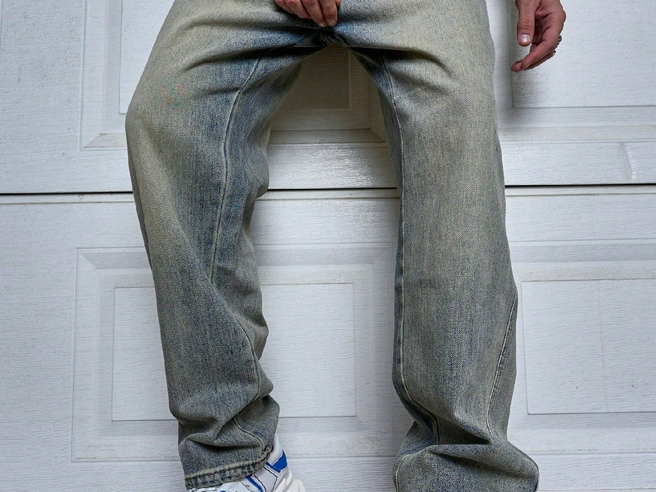 Fraser - Men's Vintage Washed Straight Leg Jeans - Washed Blue