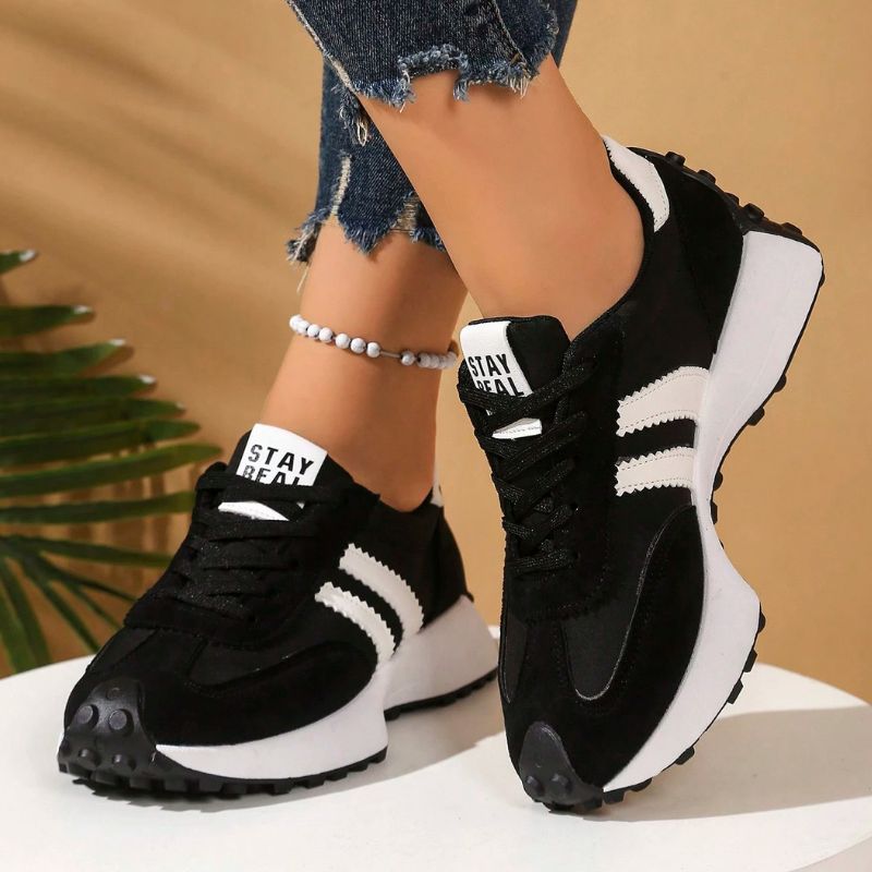 Geneva - Women's Lightweight Cushioned Walking Sneakers - Black