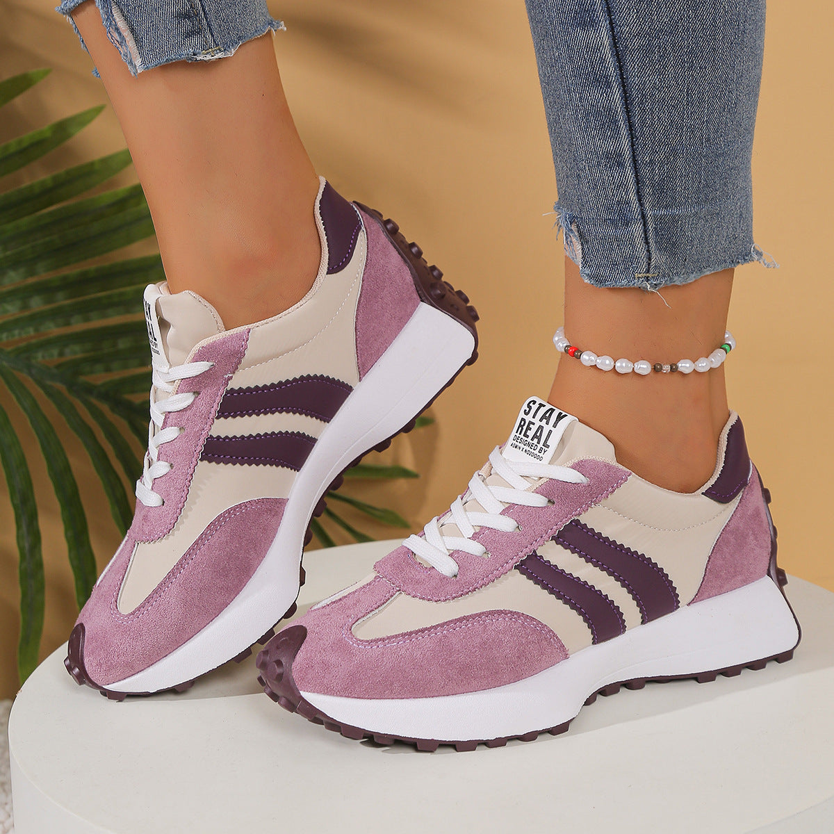 Geneva - Women's Lightweight Cushioned Walking Sneakers - Purple