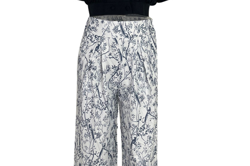 Genevra - Women's Cropped Shirt and Printed Wide-Leg Pants Set