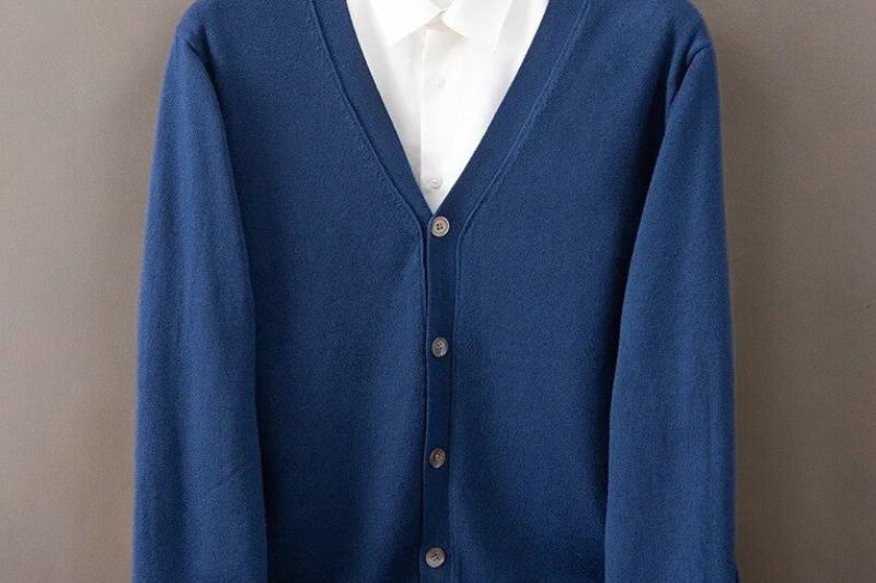 Grayson - Men's Fine Knit V-Neck Button Cardigan - Navy