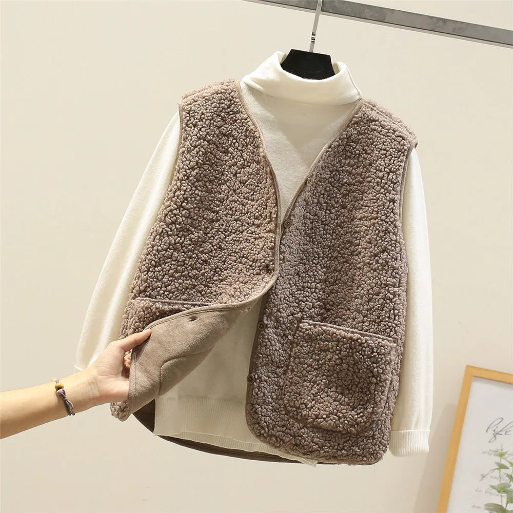 Hana - Women's Sleeveless Teddy Fleece Vest - Khaki