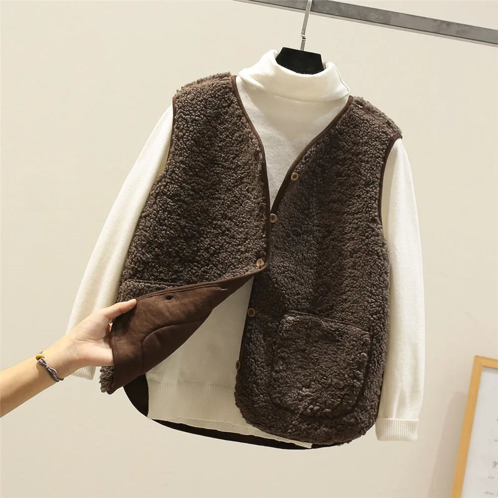 Hana - Women's Sleeveless Teddy Fleece Vest