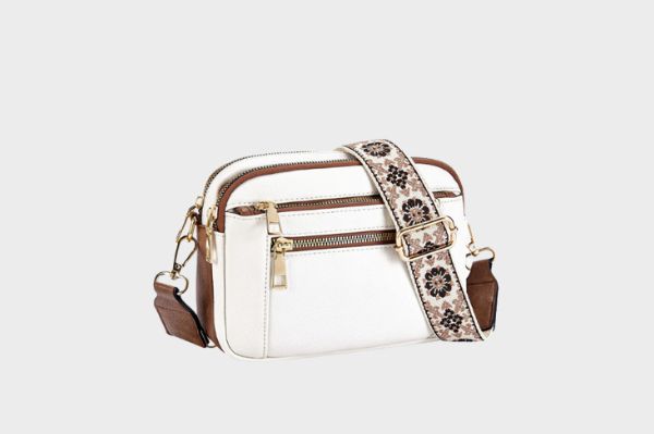 Isolt - Women's Leather Shoulder Bag with Roomy Interior - Beige