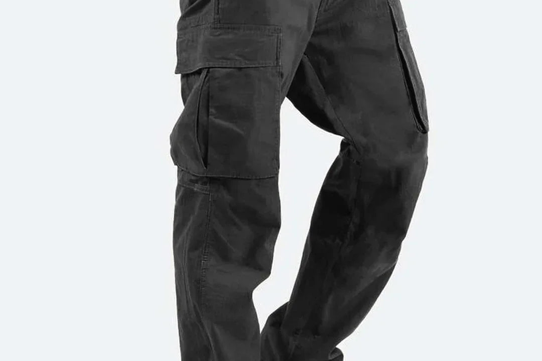 Iver - Men's Relaxed Fit Cargo Pants with Side Pockets - Black