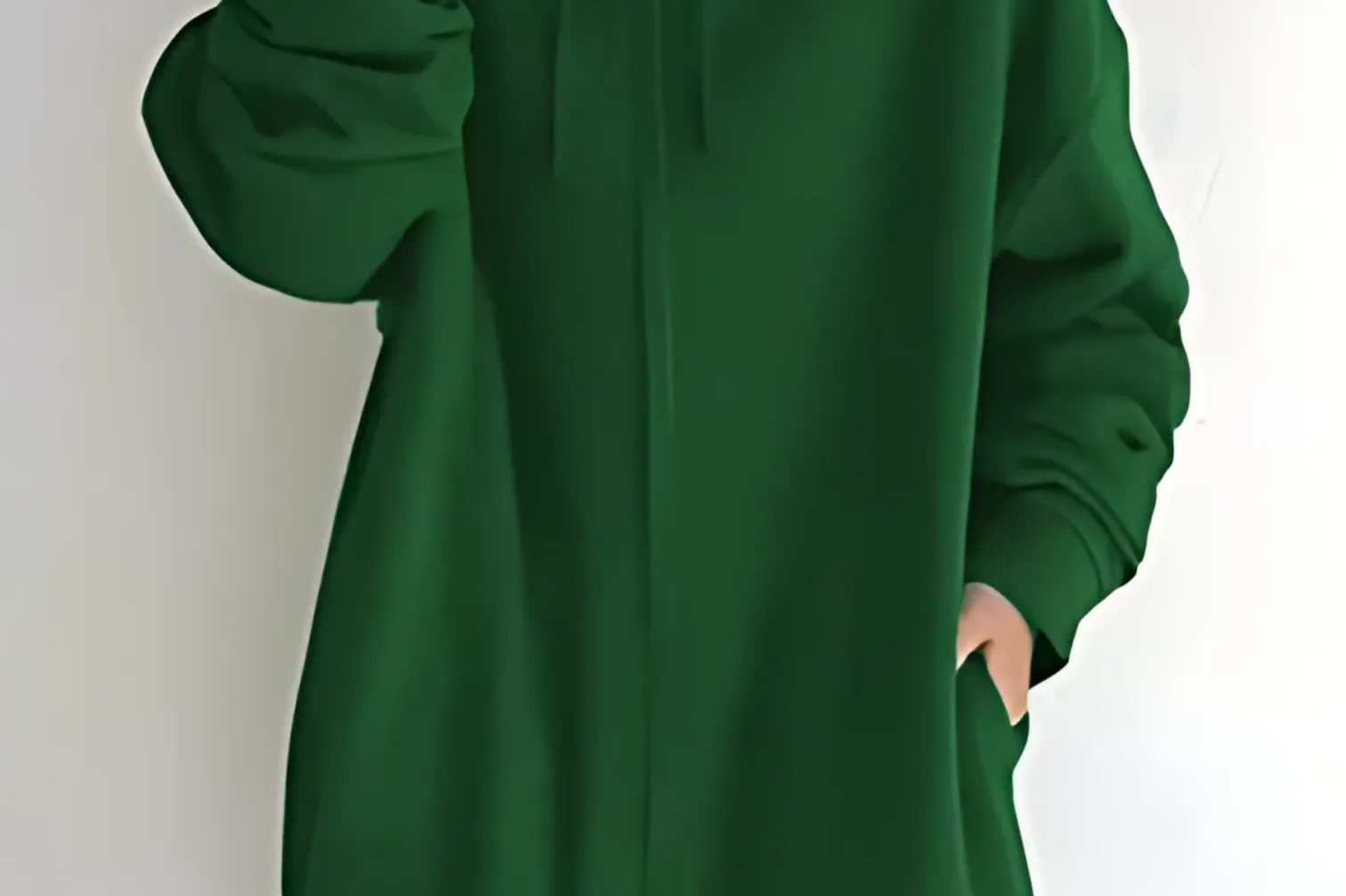 Lilo - Women's Relaxed Hoodie with Deep Side Pockets - Green
