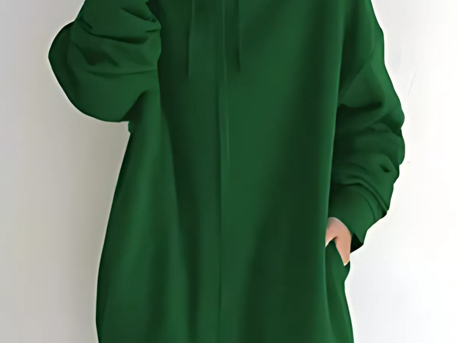 Lilo - Women's Relaxed Hoodie with Deep Side Pockets - Green