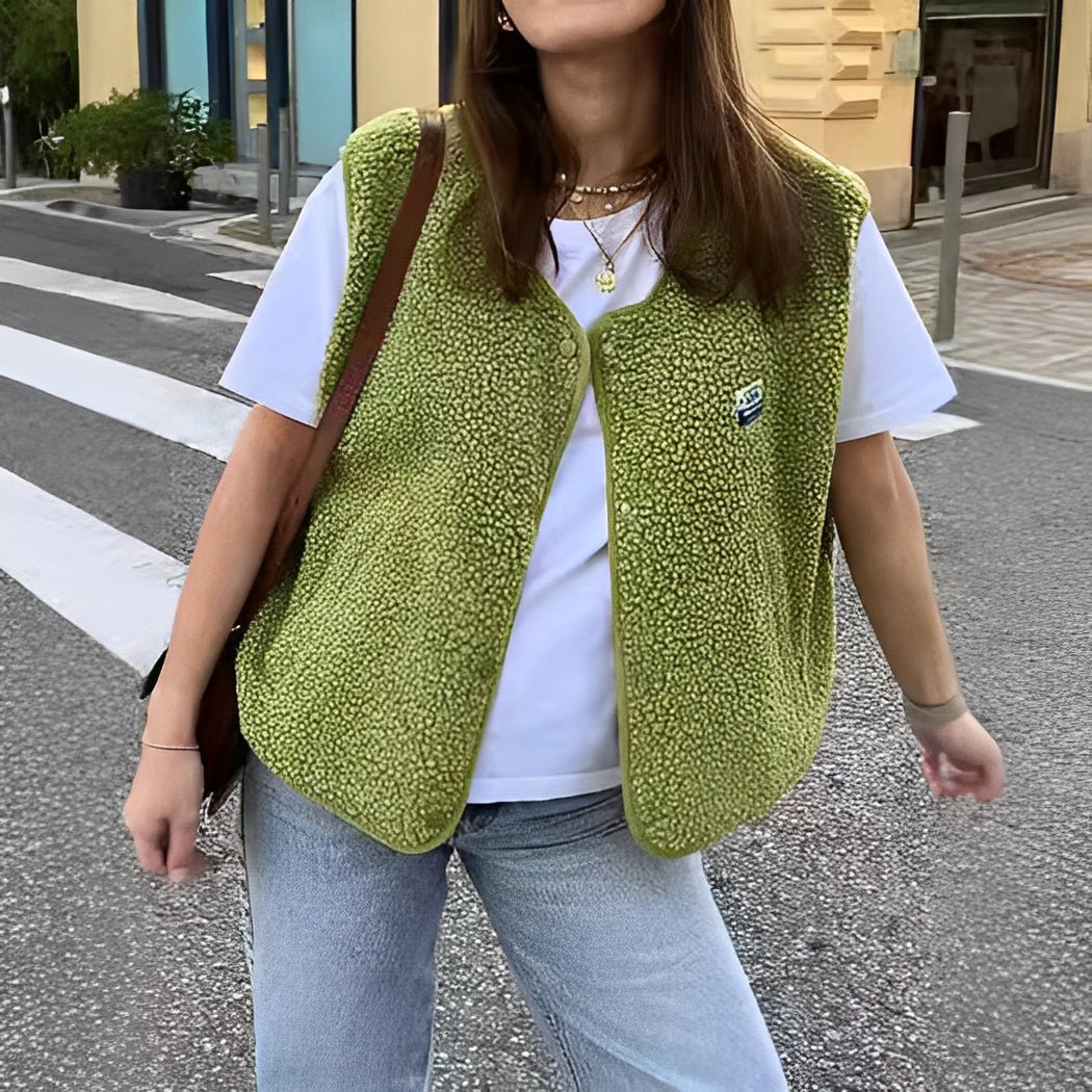 Morwen - Women's Button-Front Fleece Vest - Green
