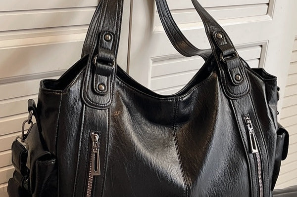 Nanna - Women's Zip-Up Leather Hobo Bag - Black