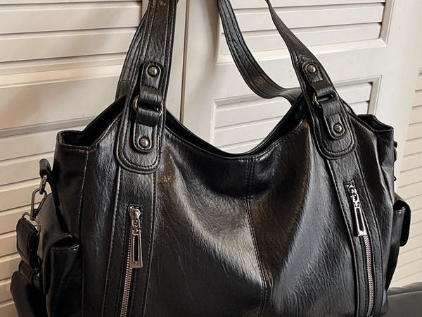 Nanna - Women's Zip-Up Leather Hobo Bag - Black