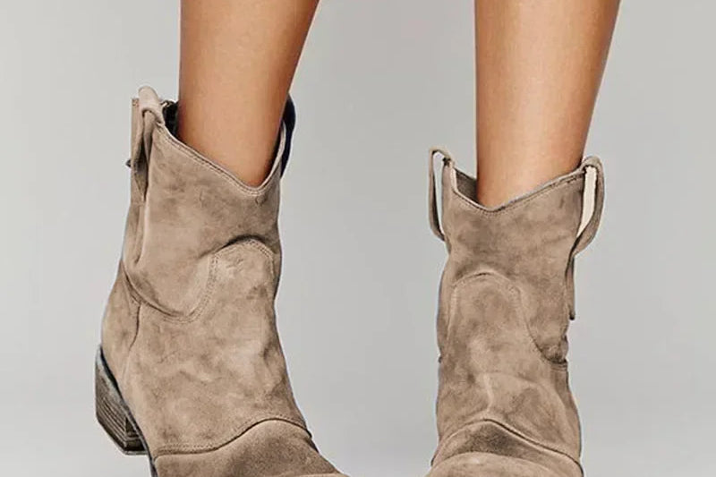 Oda - Women's Suede Block Heel Cowboy Ankle Boots - Brown