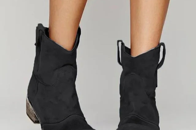 Oda - Women's Suede Block Heel Cowboy Ankle Boots - Black