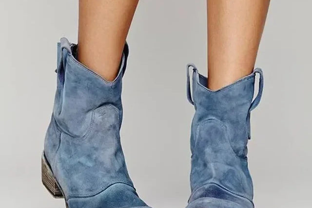 Oda - Women's Suede Block Heel Cowboy Ankle Boots - Blue