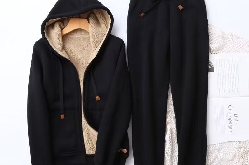 Peigi - Women's Winter Hoodie and Jogger Set - Black