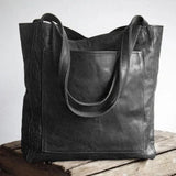 Sanne - Women's Leather Tote Bag with Front Pocket - Black